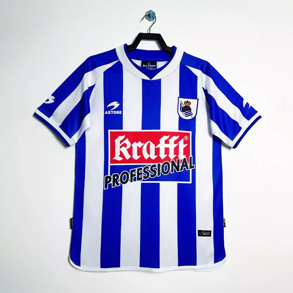 Real Sociedad FC 2002-03 Home Kit – Retro...