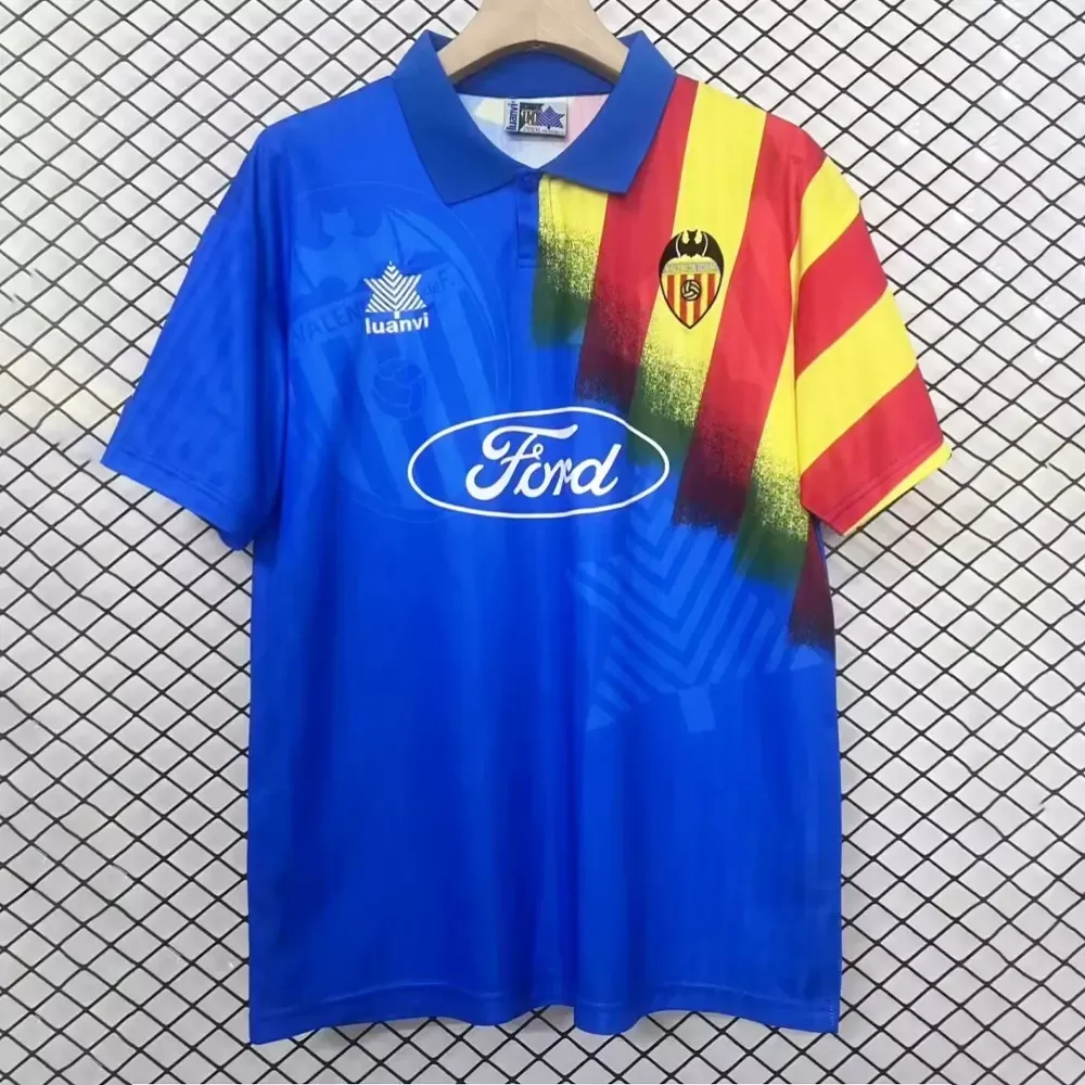 Valencia Shirt 1995-96 Away – Retro Footb...